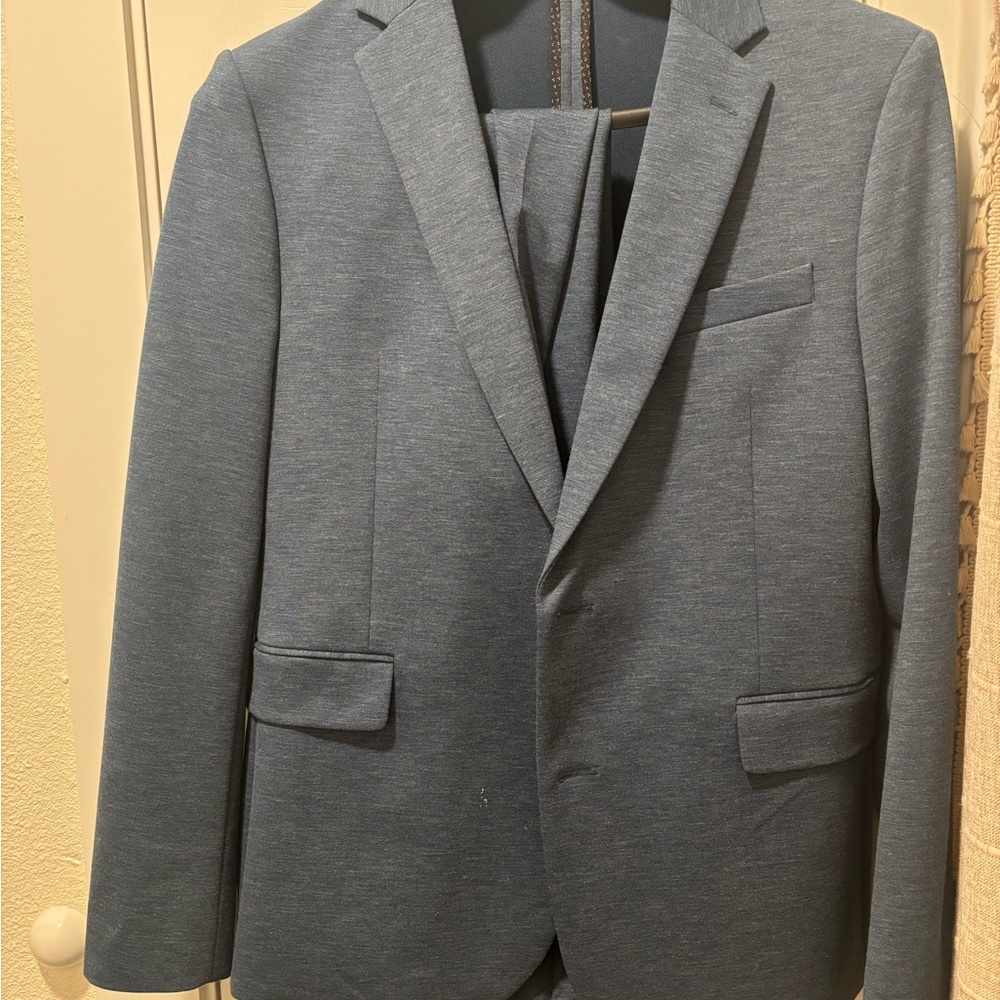 jf j.ferrar Men's Blue Suit